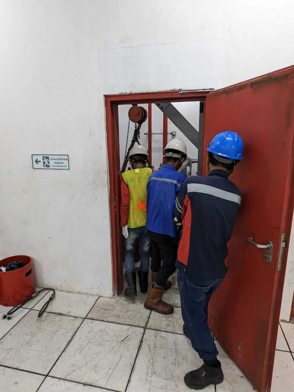 Proses Dismantling Tabung FM-200